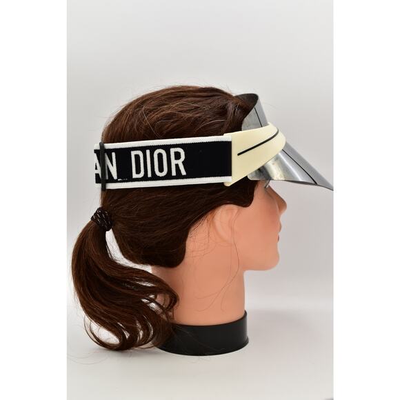 Christian Dior  Mirrored DiorClub1 Sun Visor Silver Pre-Owned As Is - Picture 6 of 12